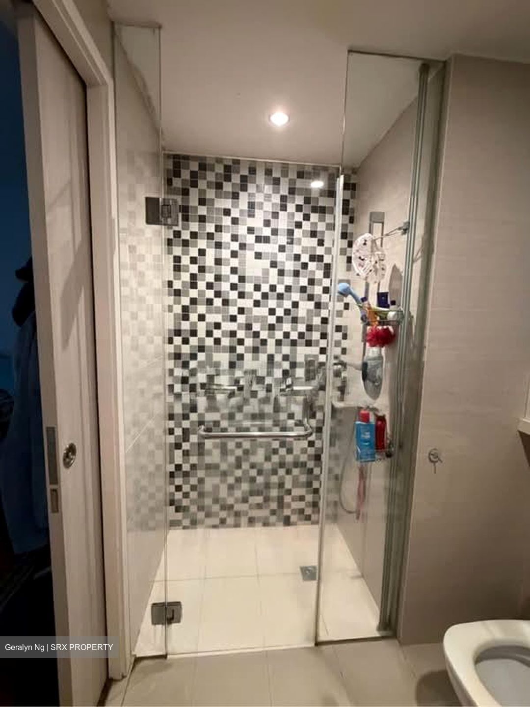 Sea Esta (D18), Condominium #563464651